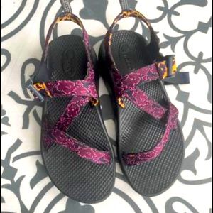 Girl’s Chaco Sandals size 5